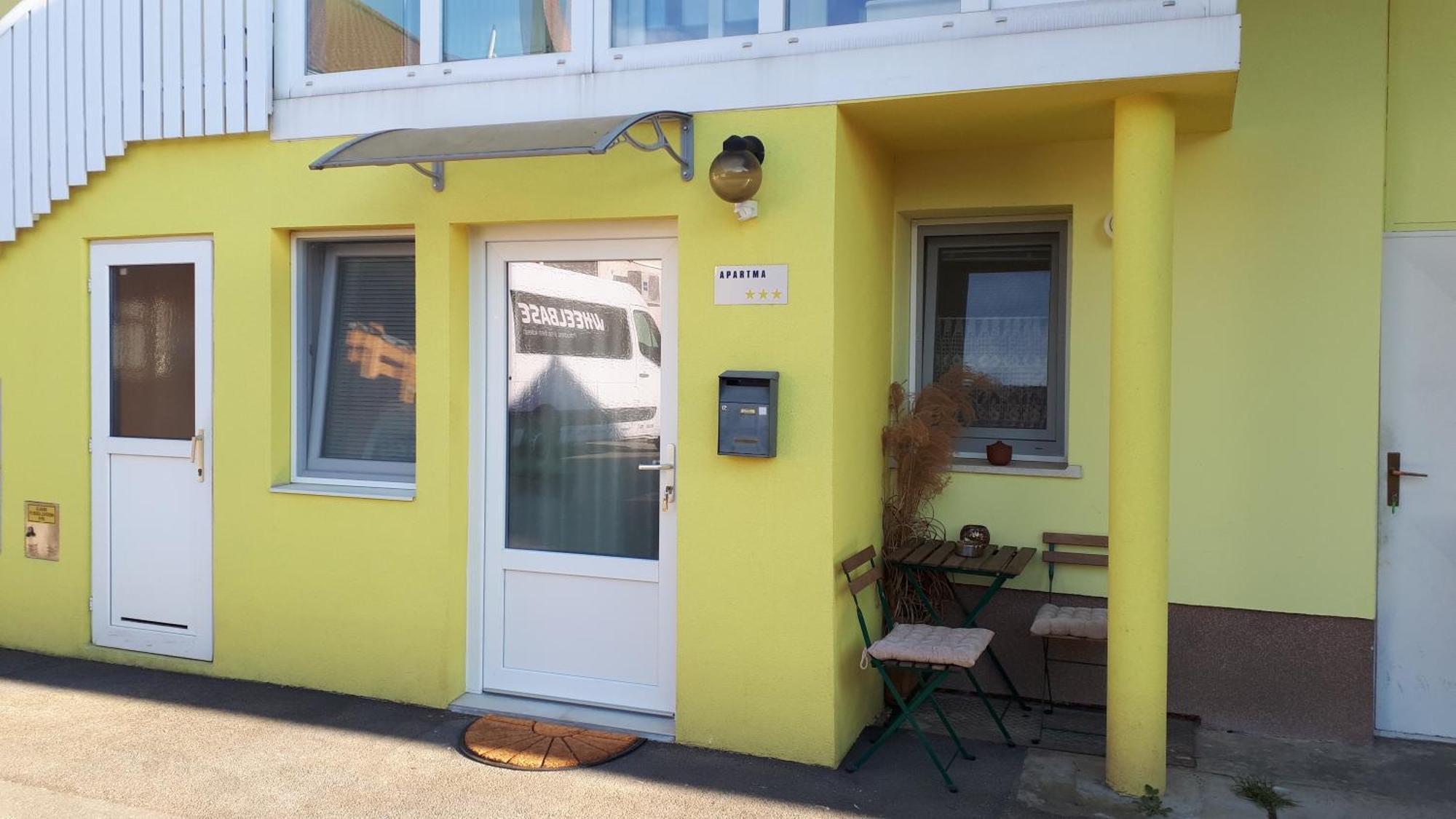 Helena Apartment Trzin Bagian luar foto